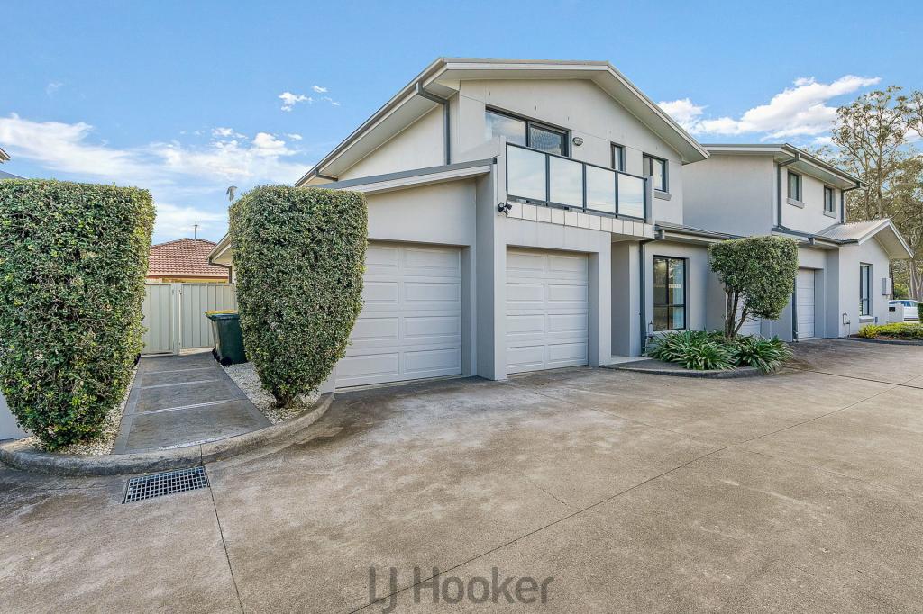 2/11 Sweet St, Warners Bay, NSW 2282