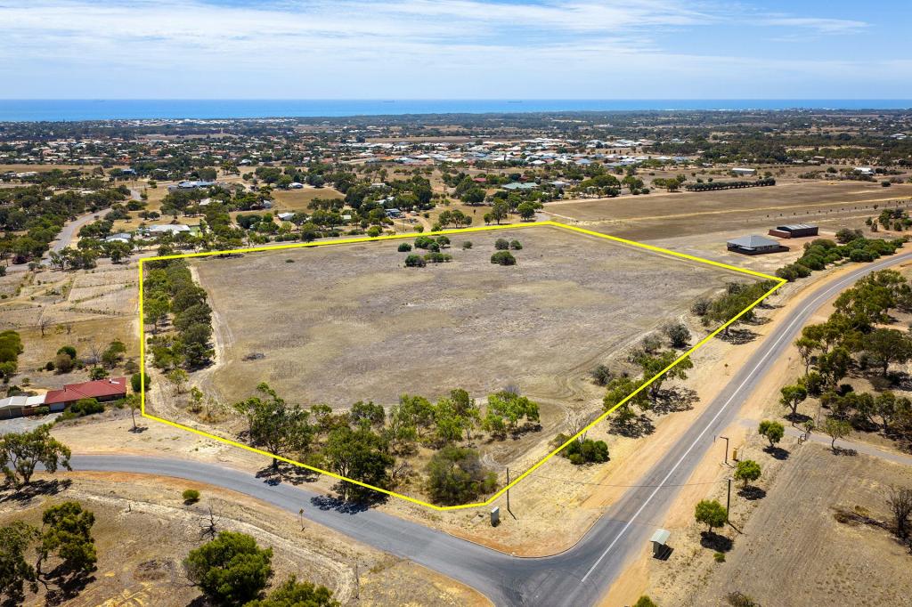 12 WEBBER RD, MORESBY, WA 6530