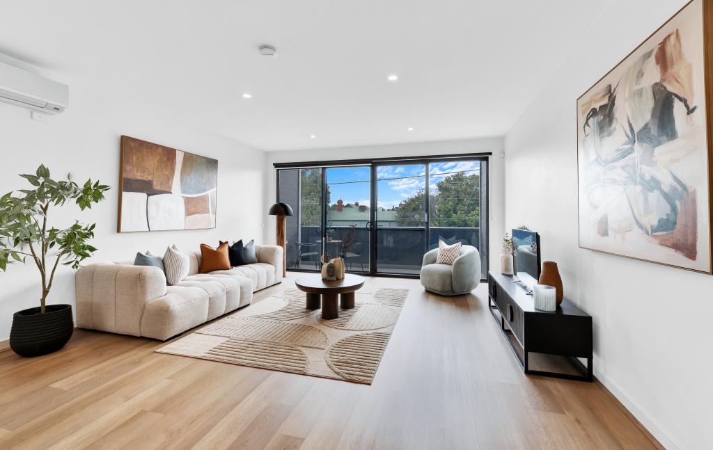 17 Railway Pde, Northcote, VIC 3070