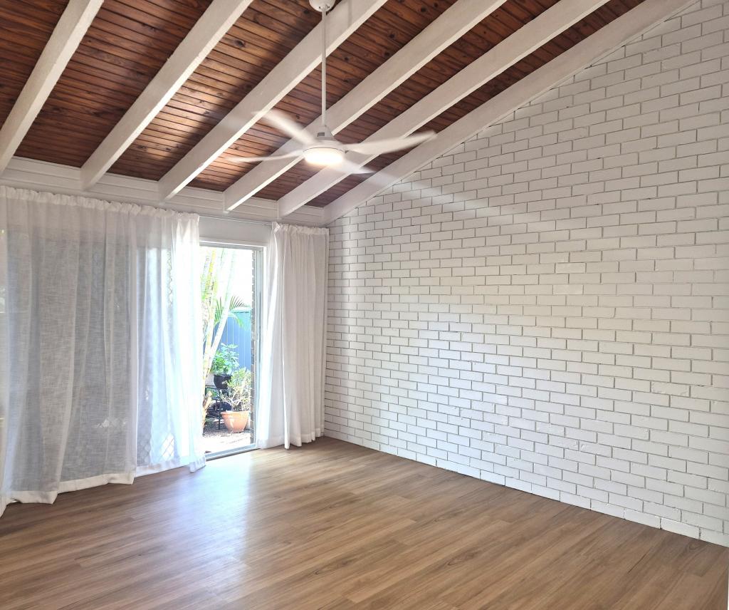 2/31 Grant St, Redcliffe, QLD 4020