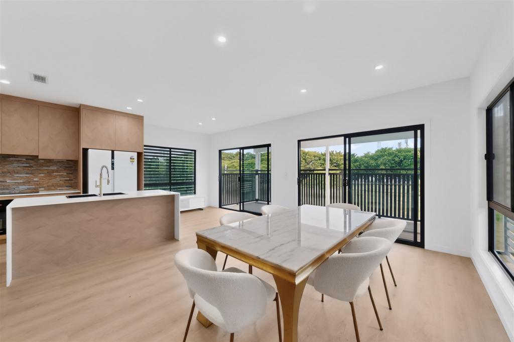 89 Munro St Carmody Rd, St Lucia, QLD 4067