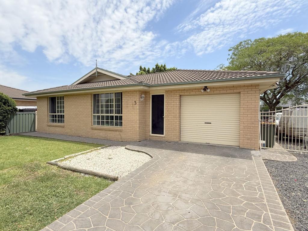 3 Rosewood Cl, Moree, NSW 2400