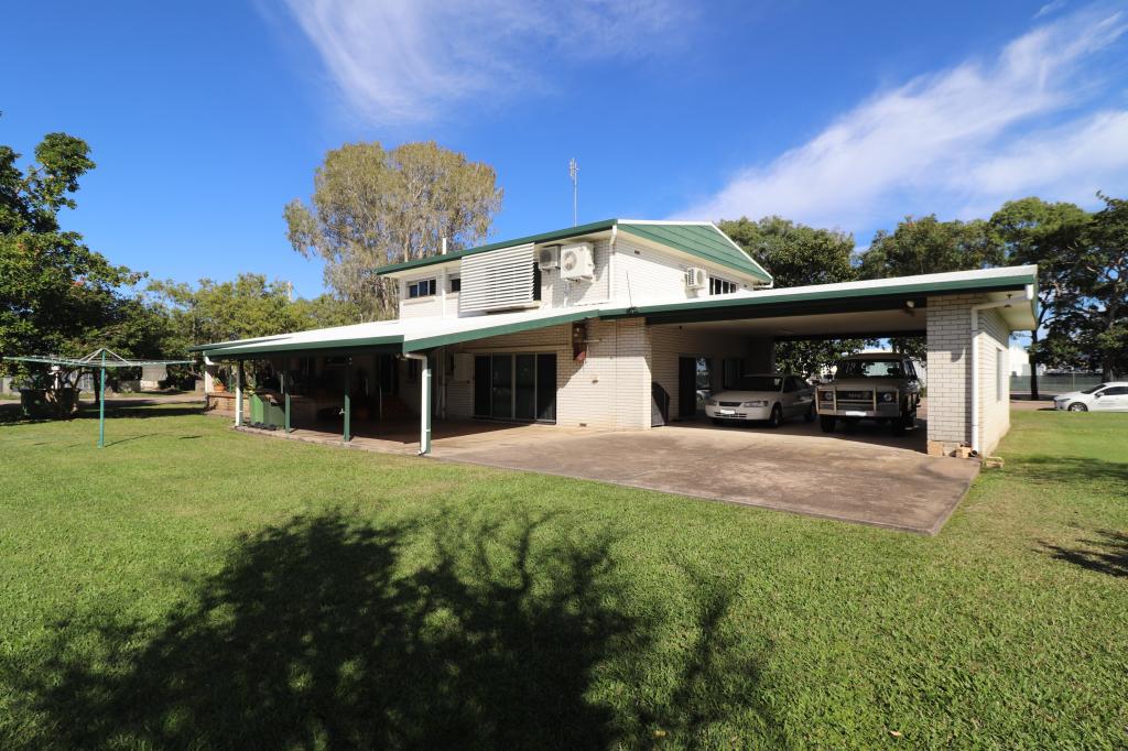 50-52 Home Hill Rd, Ayr, QLD 4807