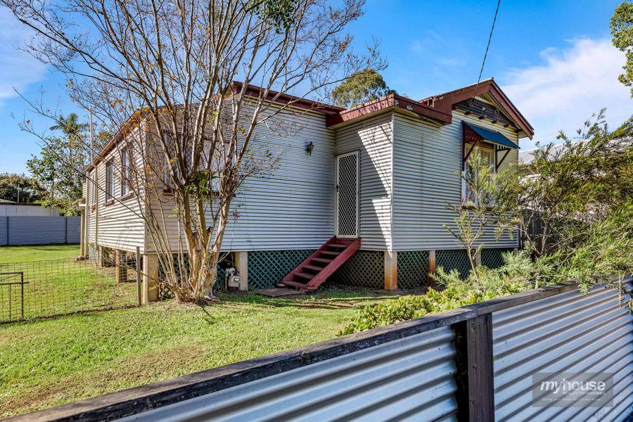 712 Ruthven St, South Toowoomba, QLD 4350