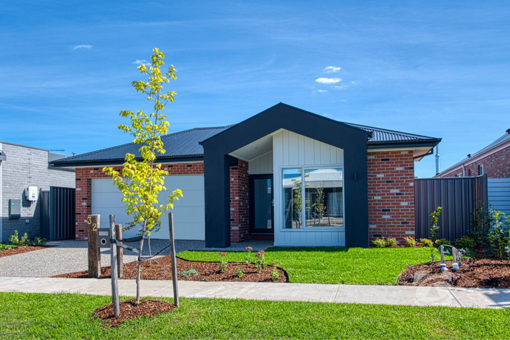 32 Brushtail Rd, Nar Nar Goon, VIC 3812
