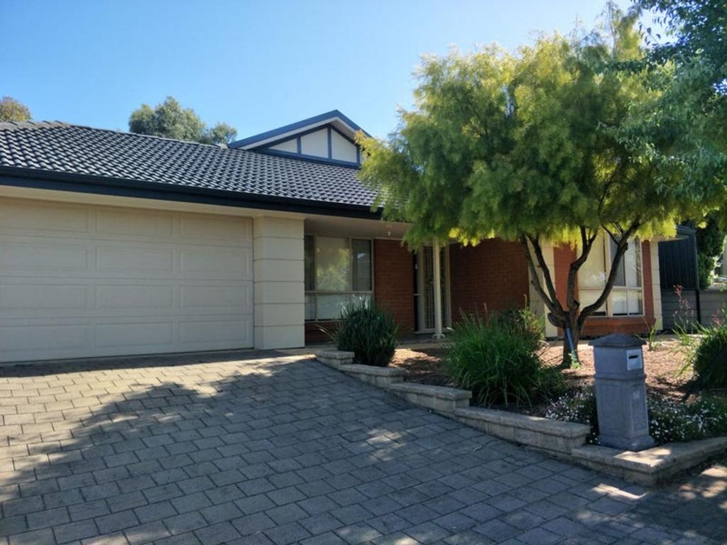 14 Bradford St, Mount Barker, SA 5251