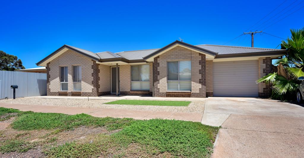 13 Wade St, Whyalla Norrie, SA 5608