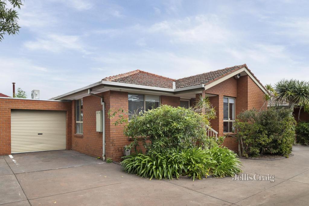 2/17 BEST ST, RESERVOIR, VIC 3073