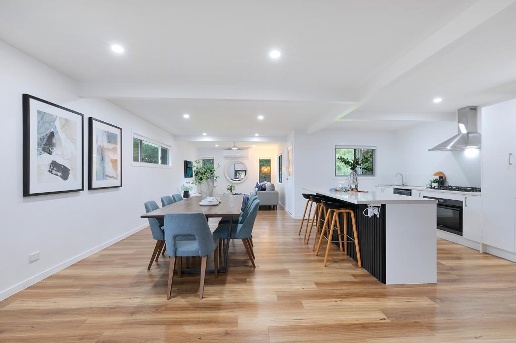 16 Bradnor St, Carina, QLD 4152
