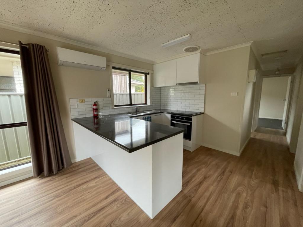 2/226 RIPPON RD, HAMILTON, VIC 3300