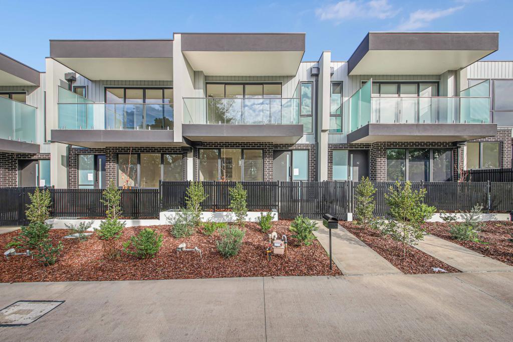 54 Station Lake Rd, Lara, VIC 3212