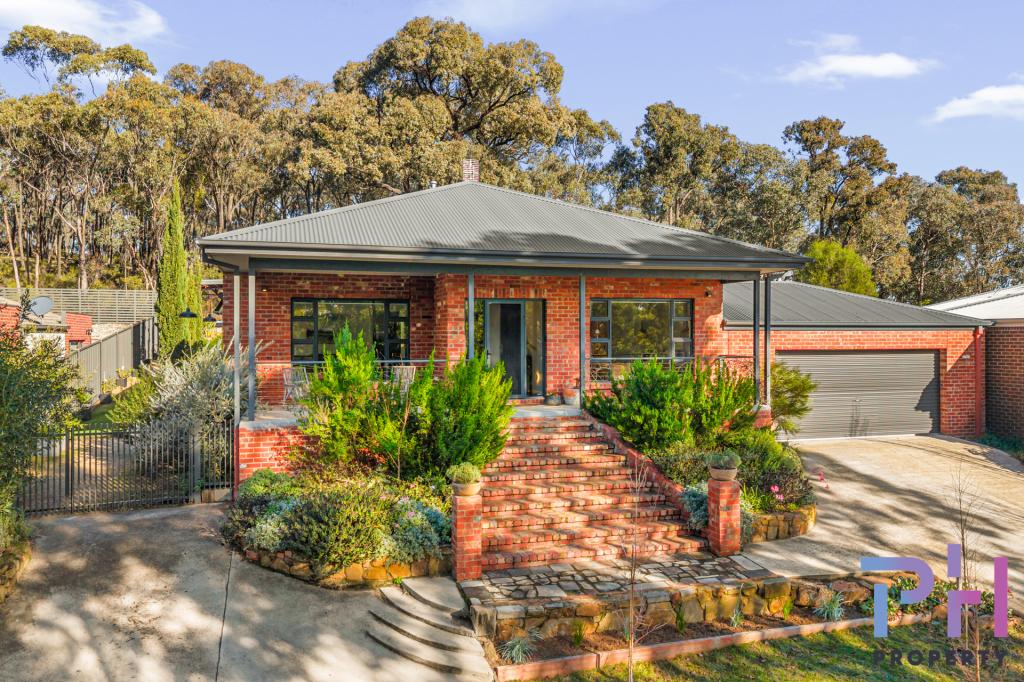 12 Bronwyn Ct, Spring Gully, VIC 3550