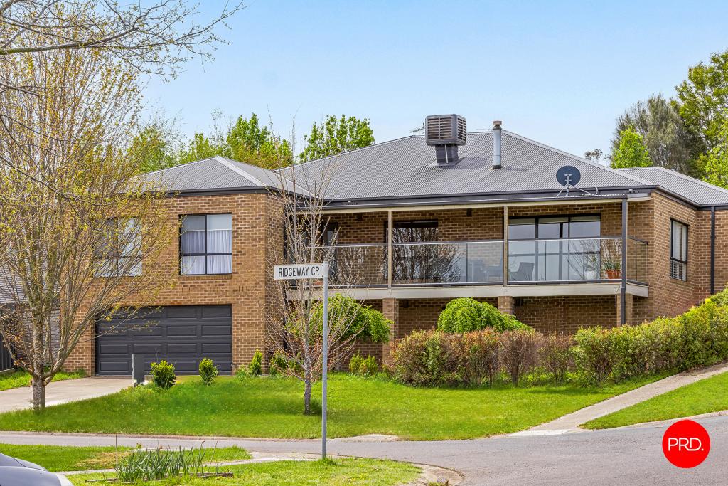 2 Ridgeway Cres, Kyneton, VIC 3444