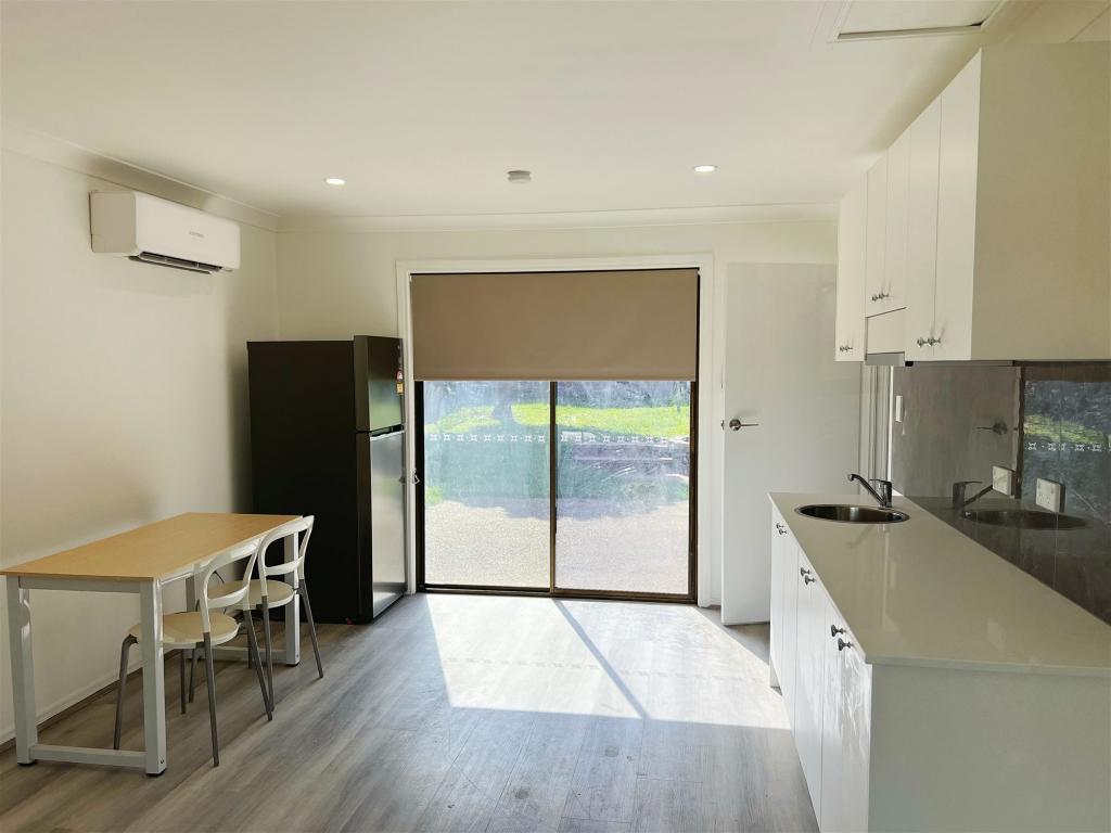 UNIT C/8 PINENEEDLE PL, SUNNYBANK HILLS, QLD 4109