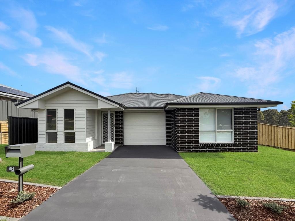 2/1 FONT HILL DR, FARLEY, NSW 2320