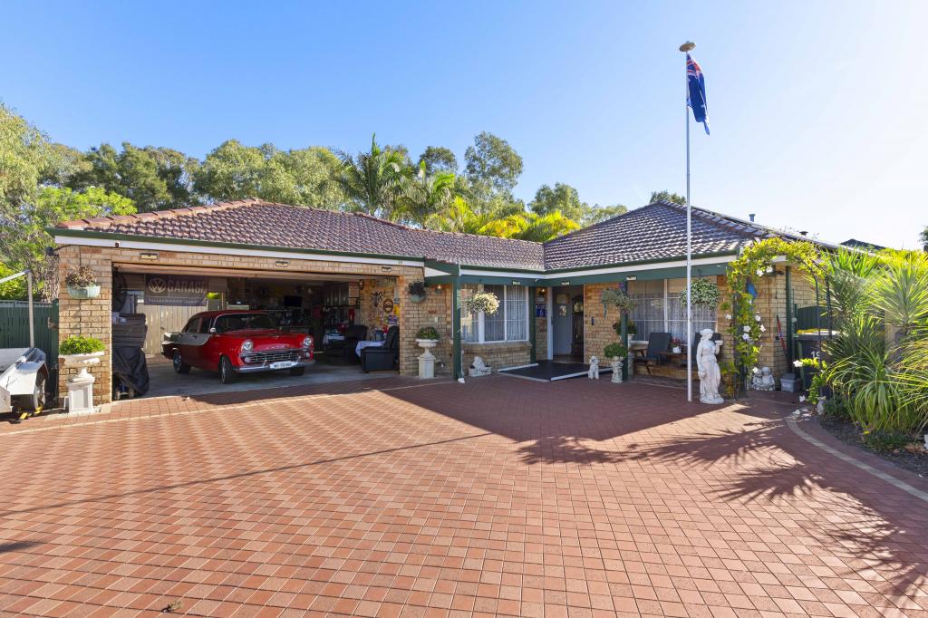19 Jasper Cnr, Canning Vale, WA 6155