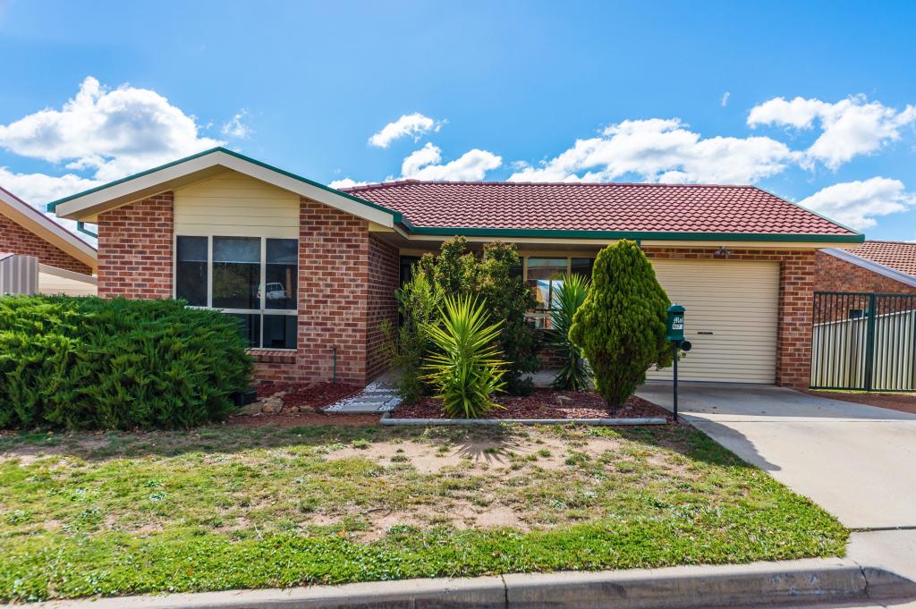 2/107 Candlebark Rd, Karabar, NSW 2620