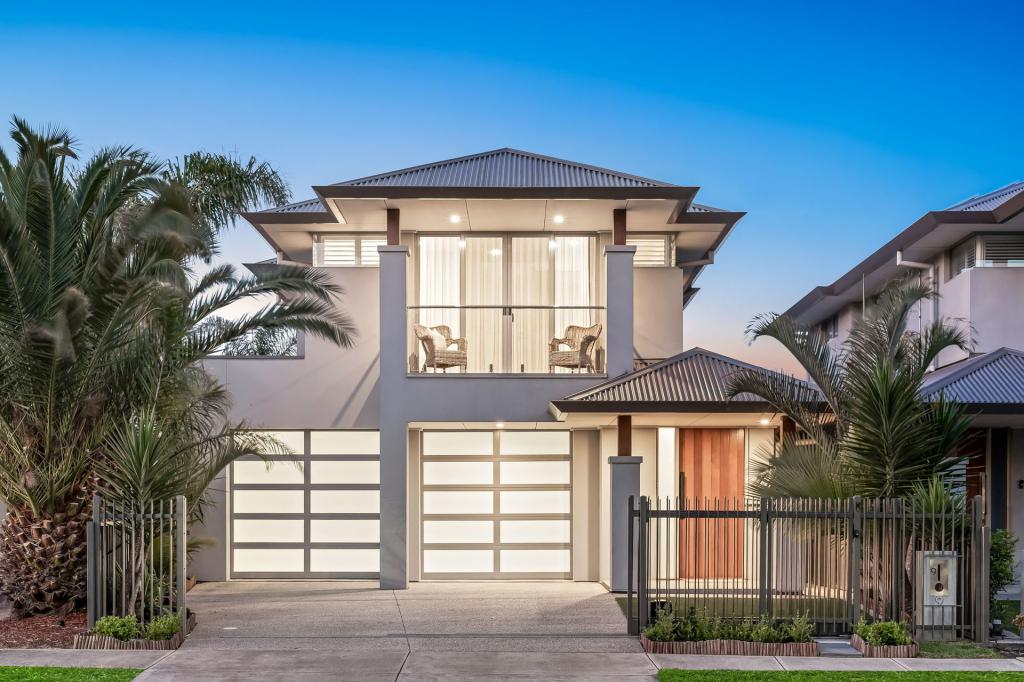 9 Hawkesbury Way, West Lakes Shore, SA 5020