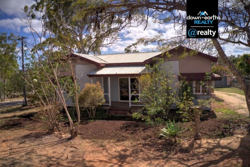 21 Garnet St, Mount Garnet, QLD 4872