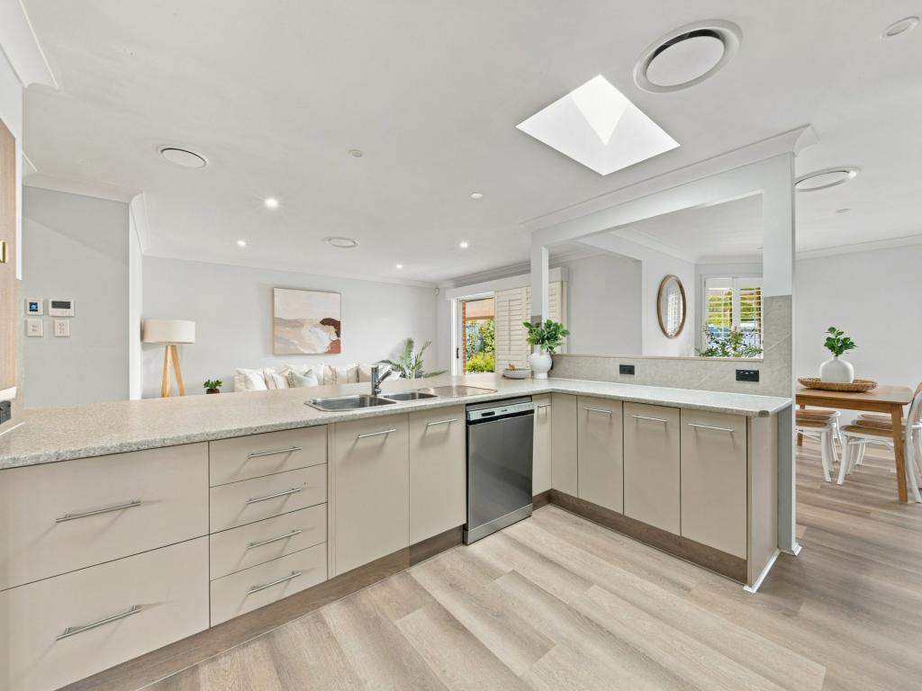 10 Frederick St, Windermere Park, NSW 2264