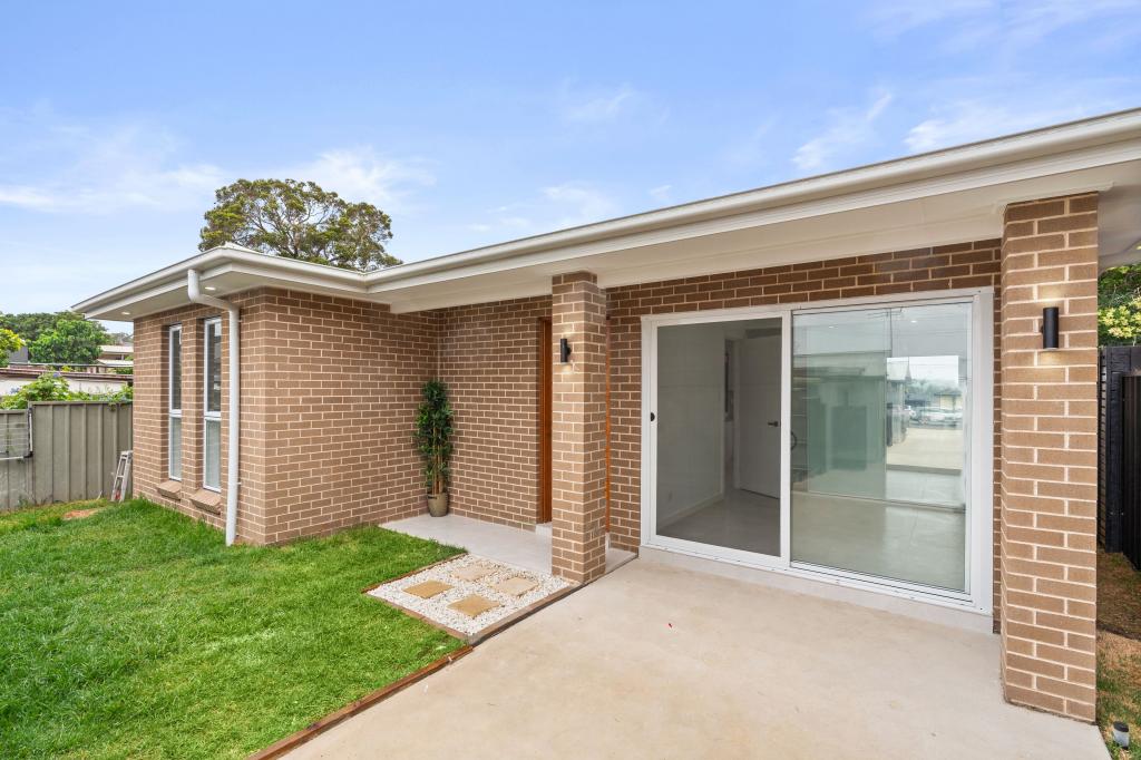 814 & 814a The Horsley Dr, Smithfield, NSW 2164