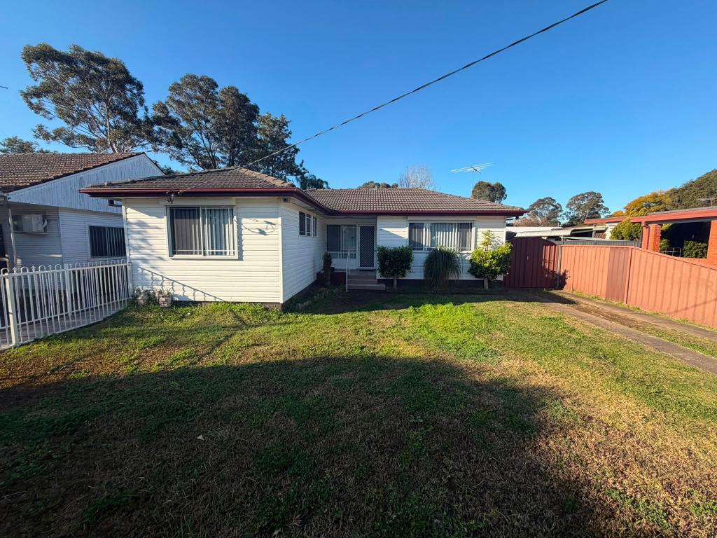 28 Jackaranda Rd, North St Marys, NSW 2760