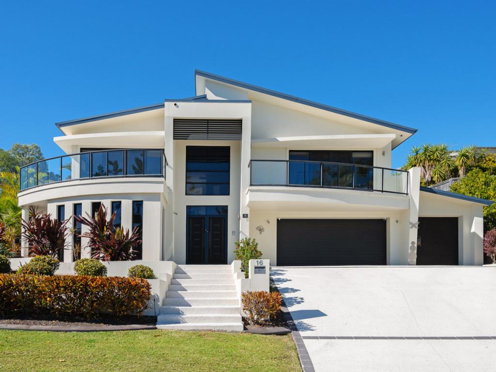 16 Welumba Cl, Pacific Pines, QLD 4211