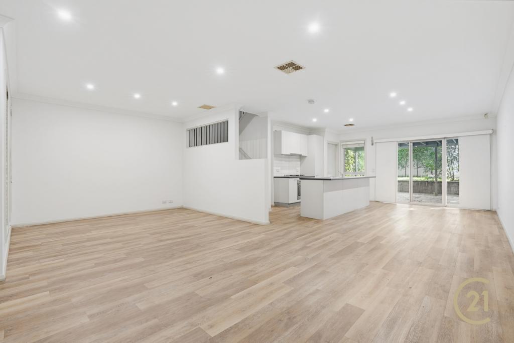 102 Stanhope Pkwy, Stanhope Gardens, NSW 2768