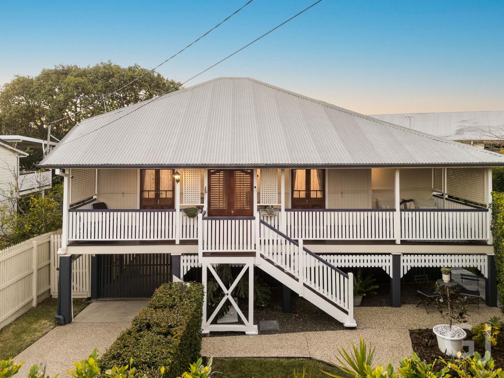 121 MAYGAR ST, WINDSOR, QLD 4030