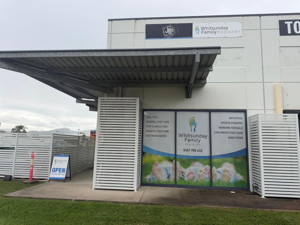 1a/2b Reef Plaza Cnr Shute Harbour Rd/Paluma Rd, Cannonvale, QLD 4802