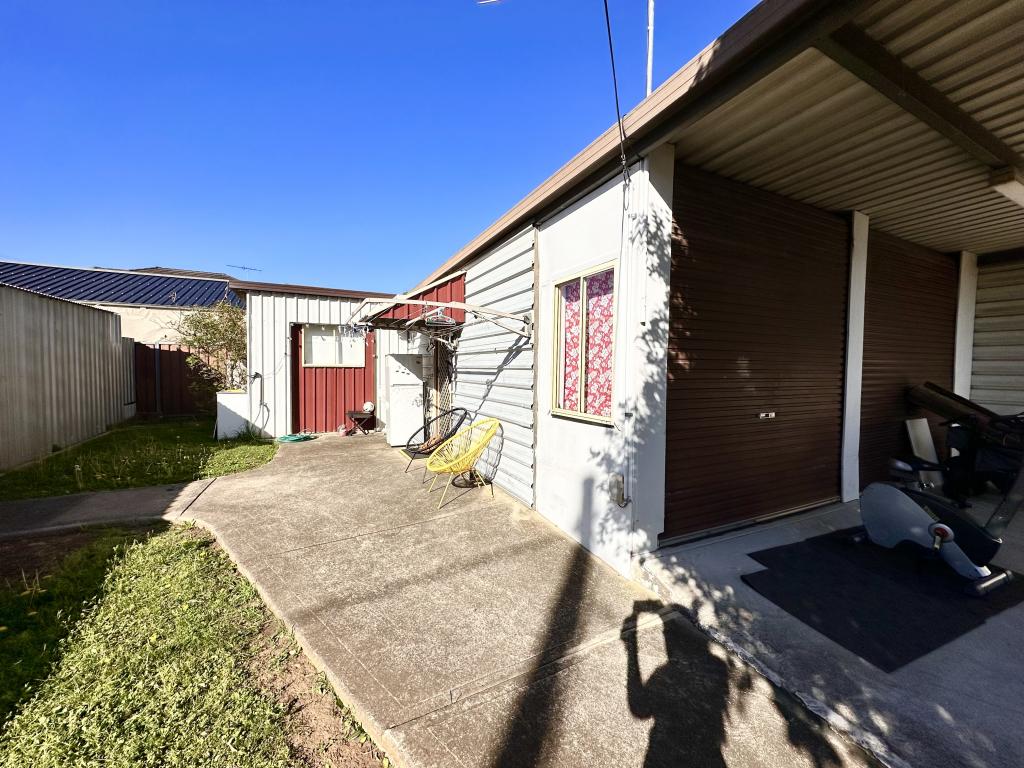 27a Barton St, Smithfield, NSW 2164