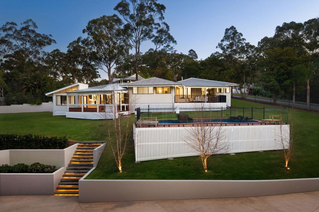 1 Forest Oak Ct, Tanawha, QLD 4556