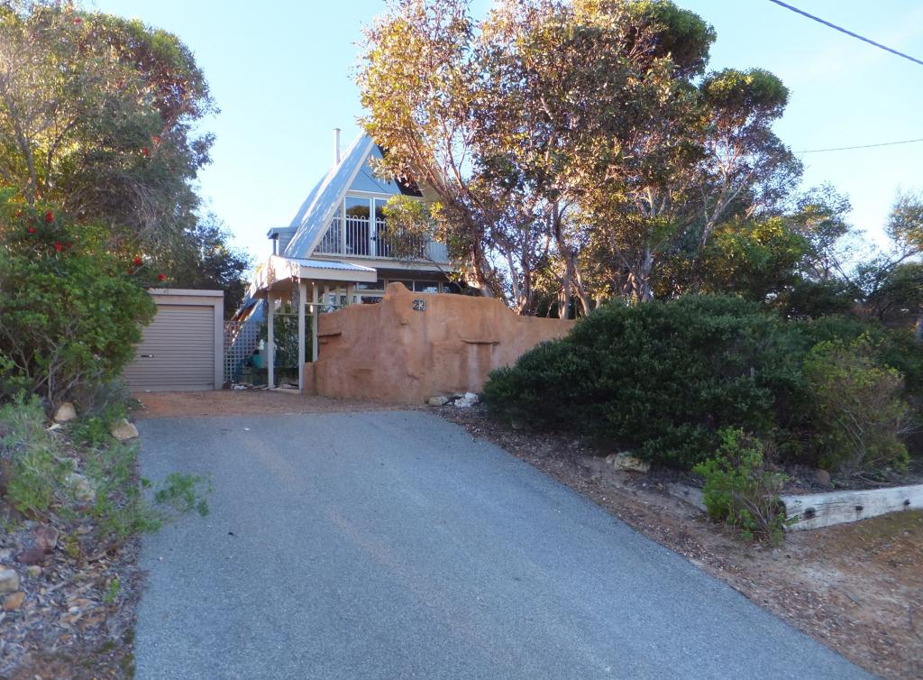 23 BUCKIE ST, HOPETOUN, WA 6348