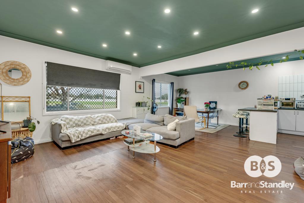 30 Hands Ave, Carey Park, WA 6230