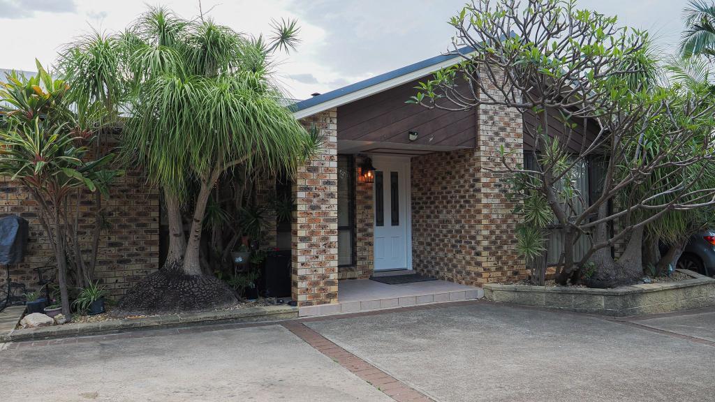 38 Peugeot Dr, Ingleburn, NSW 2565