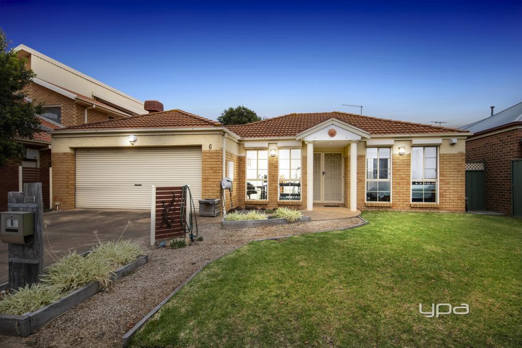 6 Malmsbury Pl, Caroline Springs, VIC 3023