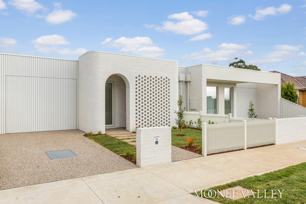 19 Laurence Ave, Airport West, VIC 3042