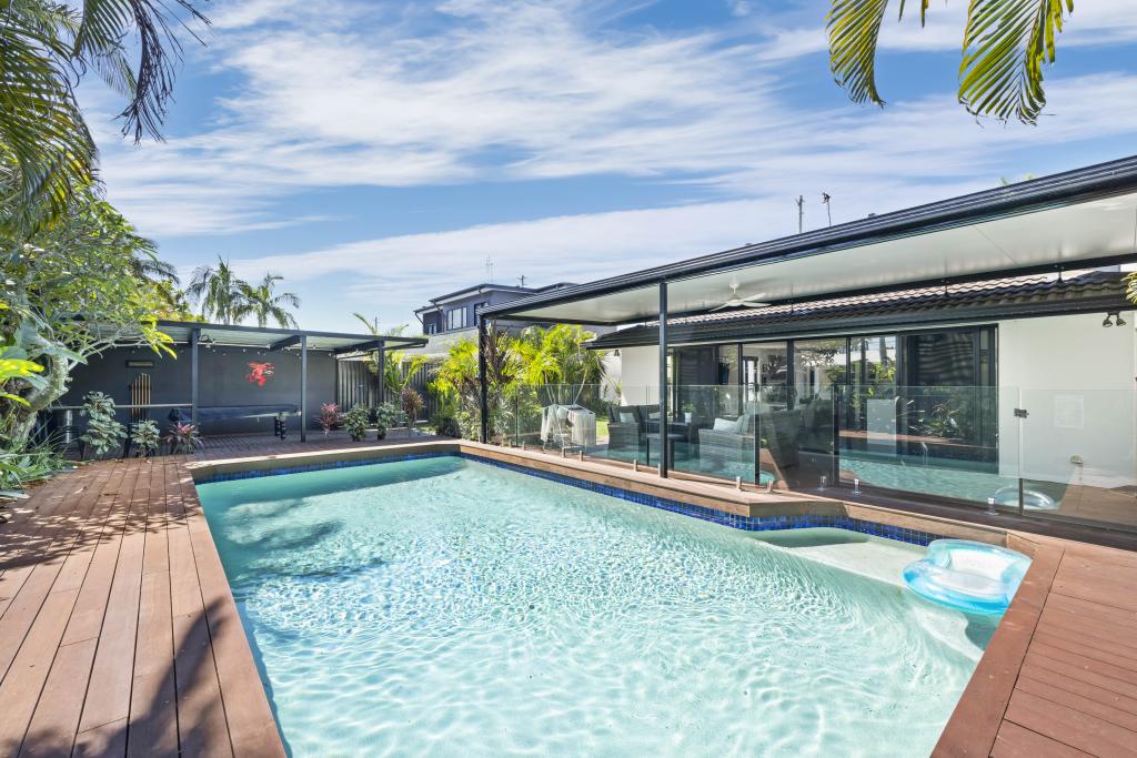 43 Rio Vista Bvd, Broadbeach Waters, QLD 4218