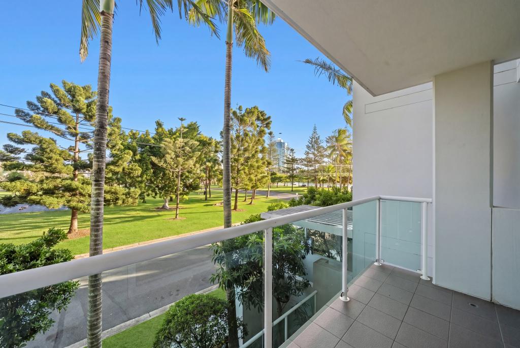 6/5-7 Aruma St, Surfers Paradise, QLD 4217