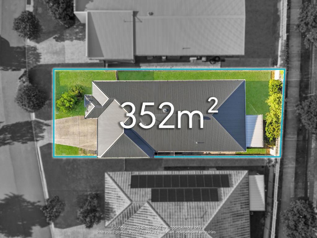 18 Angus Ct, Park Ridge, QLD 4125