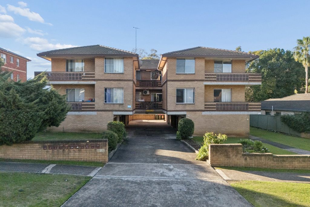 8/11-13 Birmingham St, Merrylands, NSW 2160