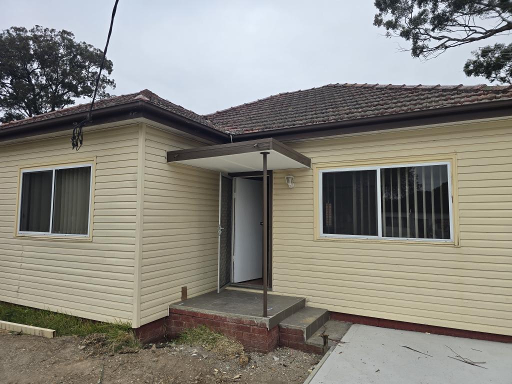 44 BERTHA ST, MERRYLANDS, NSW 2160