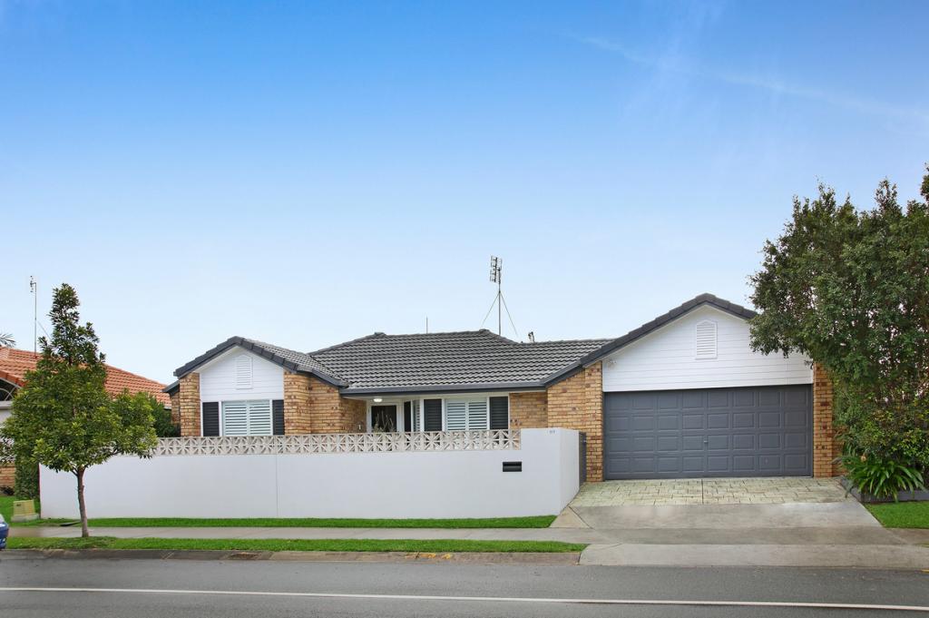 117 Honeyeater Dr, Burleigh Waters, QLD 4220