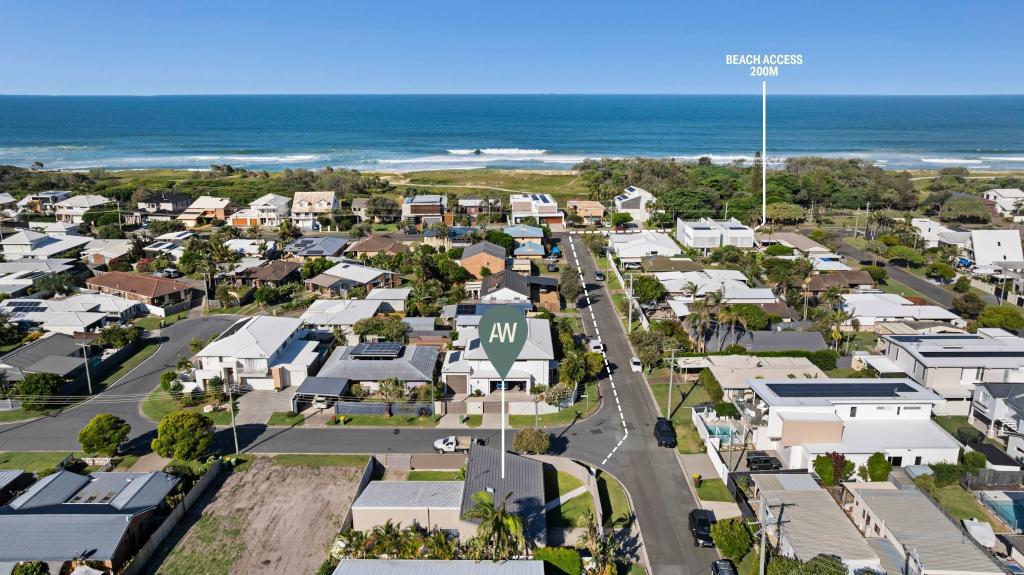 2/49 Saleng Cres, Warana, QLD 4575