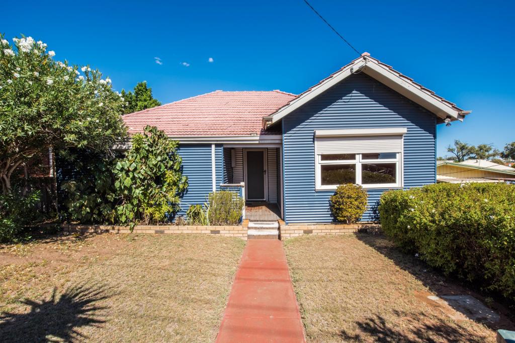 18 Elizabeth St, Geraldton, WA 6530