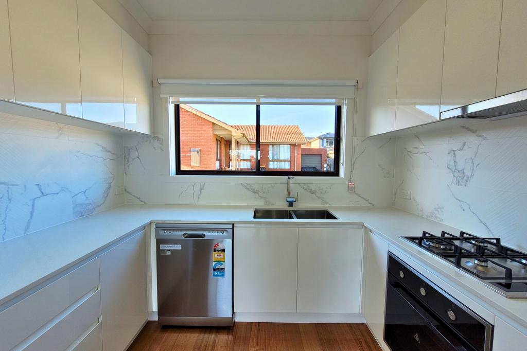 1/5 Iona St, Clayton, VIC 3168