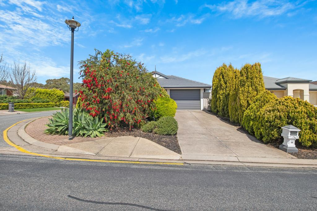 19 Tuscanny Way, Woodcroft, SA 5162