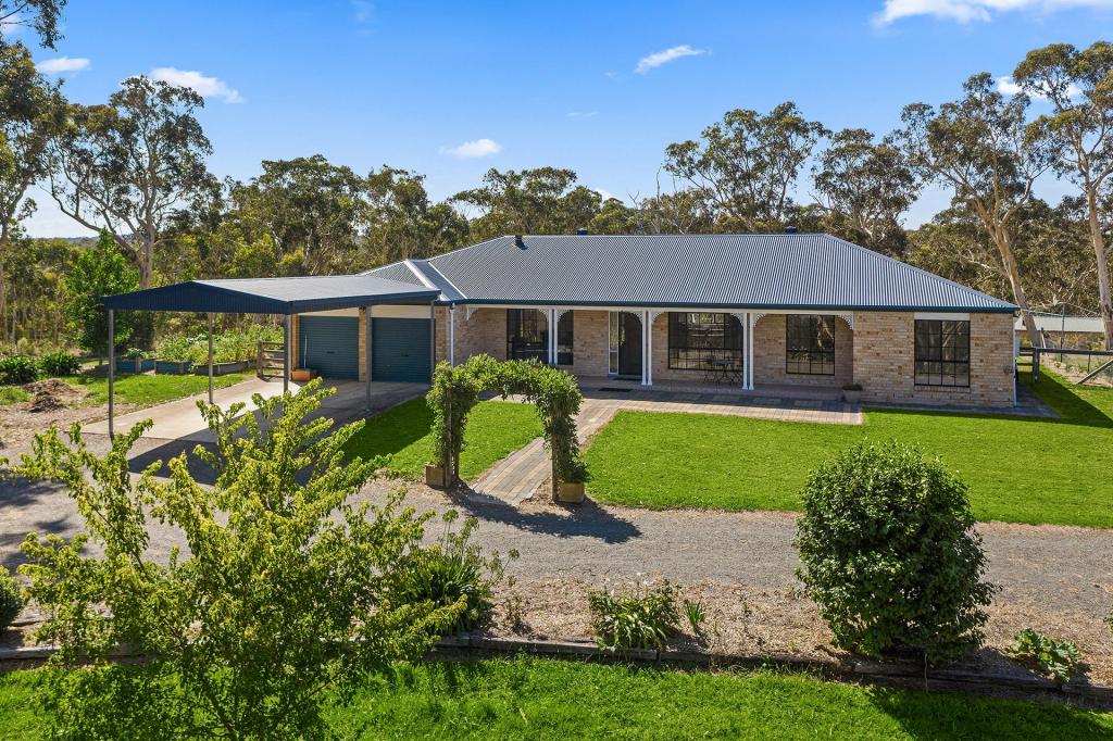 18 WISTRINGIA PL, TALLONG, NSW 2579