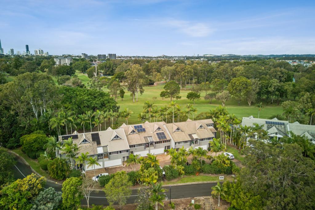 3 Bristol Fry/125 Santa Cruz Bvd, Clear Island Waters, QLD 4226
