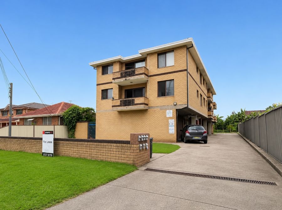 4/12A GILBERT ST, CABRAMATTA, NSW 2166